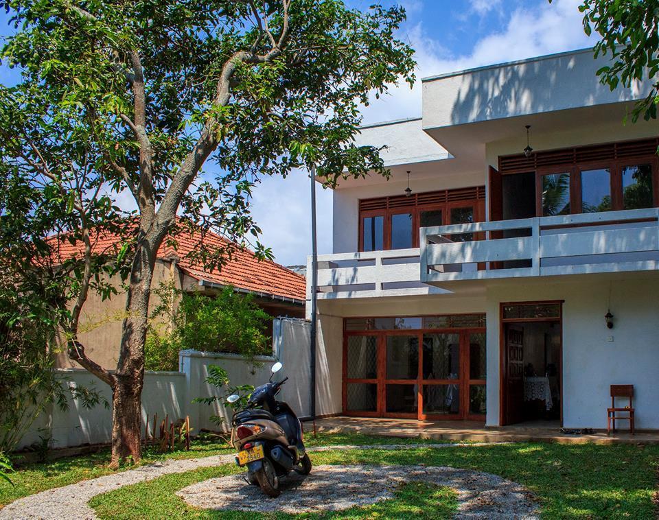 The Vintage Club Hostel Dehiwala-Mount Lavinia Eksteriør billede